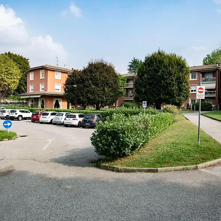 Large And Modern - Parking And Balcony - Nearby * Longone al Segrino