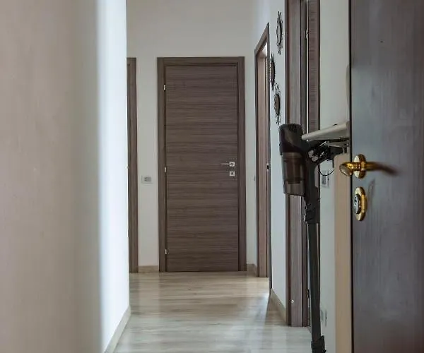 Moderno E Spazioso, A Due Passi Dal - Pet Friendly Apartment *