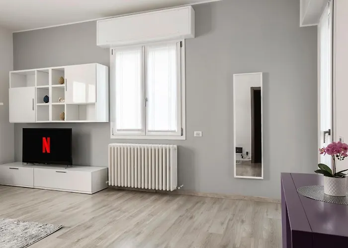 Moderno E Spazioso, A Due Passi Dal - Pet Friendly Apartment Longone al Segrino