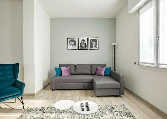 Moderno E Spazioso, A Due Passi Dal - Pet Friendly Apartment *