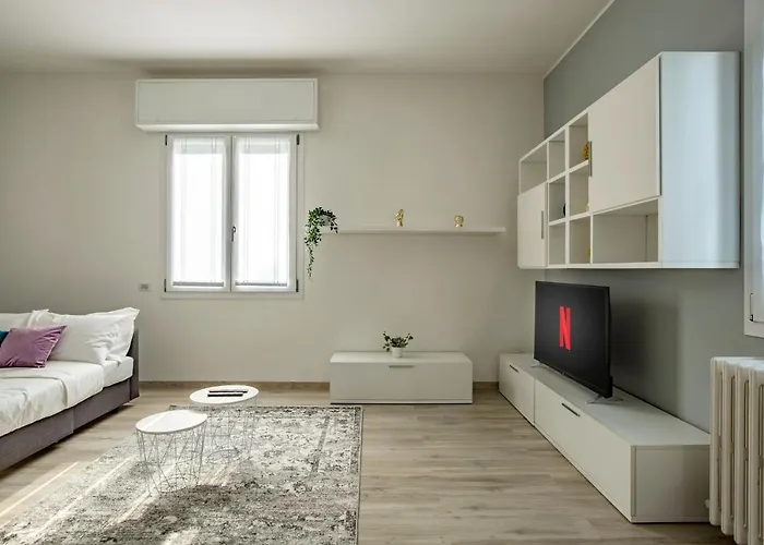 Moderno E Spazioso, A Due Passi Dal - Pet Friendly Apartment Longone al Segrino