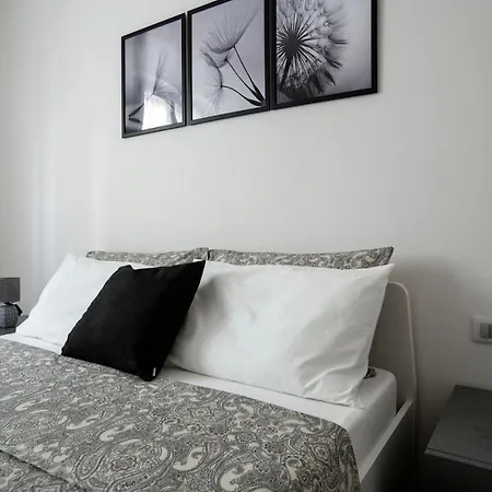 Appartement Large Modern - & Bellagio Nearby - With Parking & Balcony Longone al Segrino