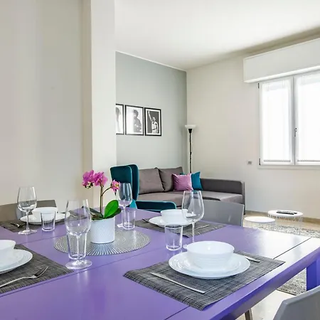 Large Modern - & Bellagio Nearby - With Parking & Balcony * Longone al Segrino